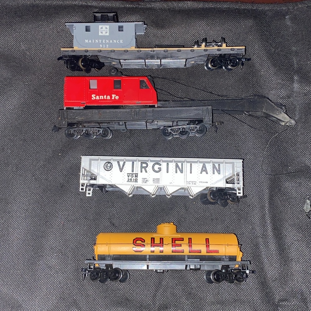 Vintage Tyco Santa Fe Maintenance Car 932 HO Train Car + 3 additional